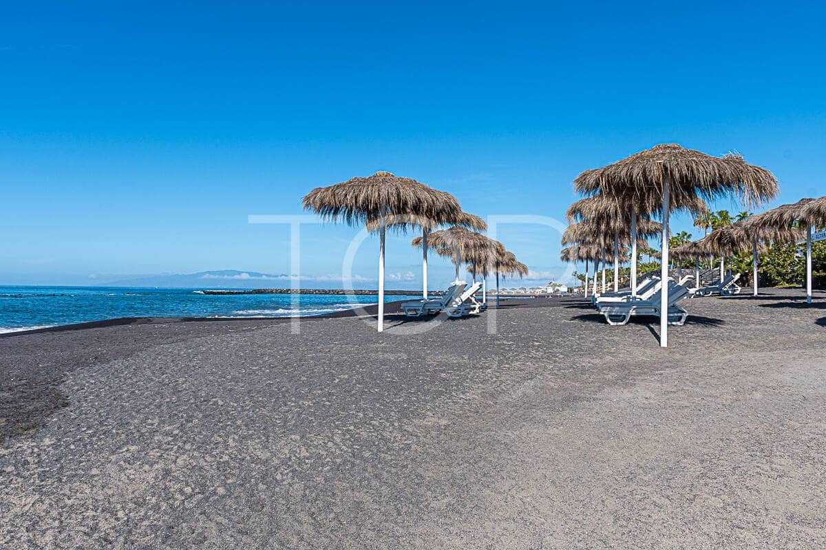 1 sypialnia Mieszkanie na sprzedaż w Los Cristianos z garażem - 318 003 € (Ref: 9737726)