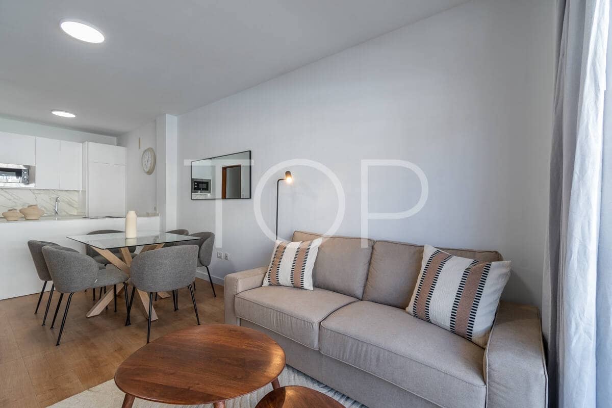 3 makuuhuone Kattohuoneisto myytävänä paikassa Palm-Mar mukana uima-altaan 
autotalli - 414 000 € (Ref: 9741429)