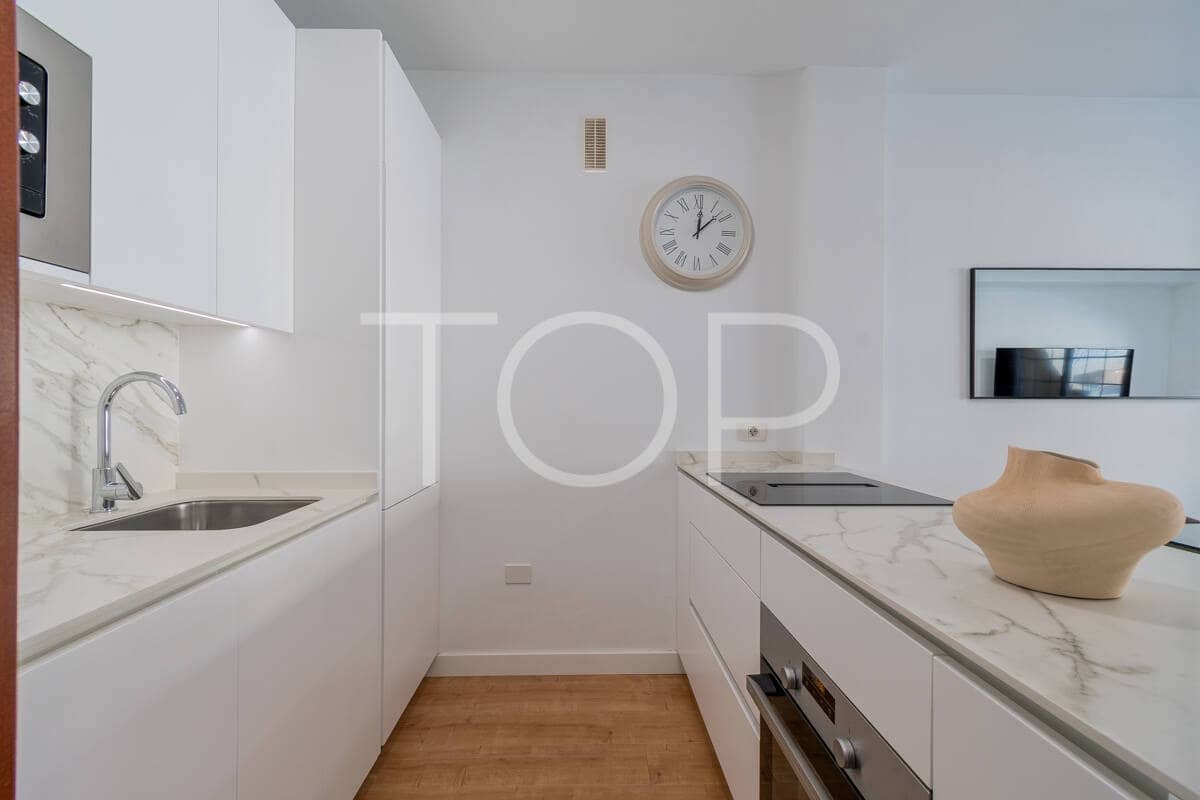 3 makuuhuone Kattohuoneisto myytävänä paikassa Palm-Mar mukana uima-altaan 
autotalli - 414 000 € (Ref: 9741429)