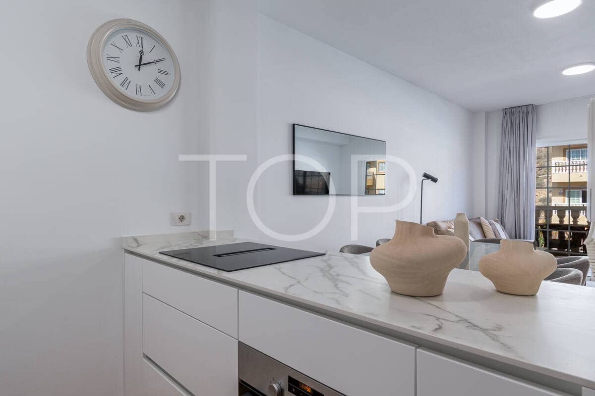 3 makuuhuone Kattohuoneisto myytävänä paikassa Palm-Mar mukana uima-altaan 
autotalli - 414 000 € (Ref: 9741429)