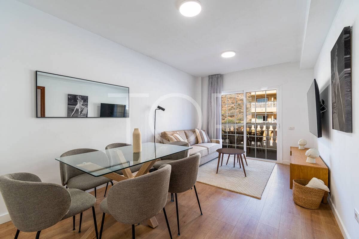 3 makuuhuone Kattohuoneisto myytävänä paikassa Palm-Mar mukana uima-altaan 
autotalli - 414 000 € (Ref: 9741429)