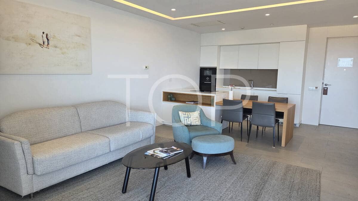 1 soverom Leilighet til salgs i La Caleta Adeje med svømmebasseng - € 780 000 (Ref: 9755091)