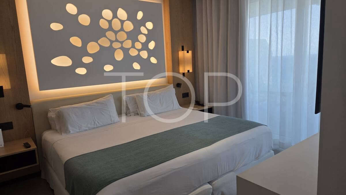 1 soverom Leilighet til salgs i La Caleta Adeje med svømmebasseng - € 780 000 (Ref: 9755091)