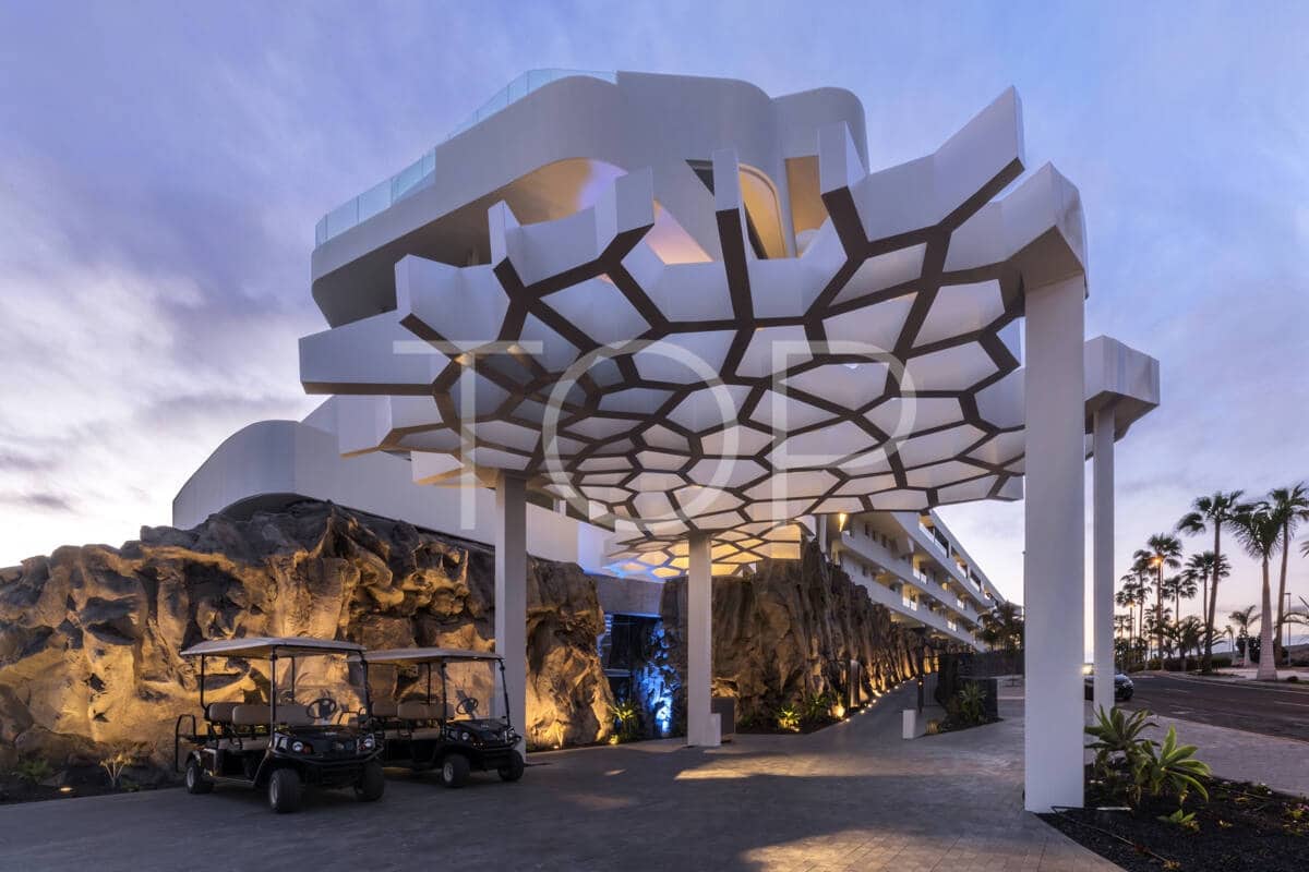 1 soverom Leilighet til salgs i La Caleta Adeje med svømmebasseng - € 780 000 (Ref: 9755091)