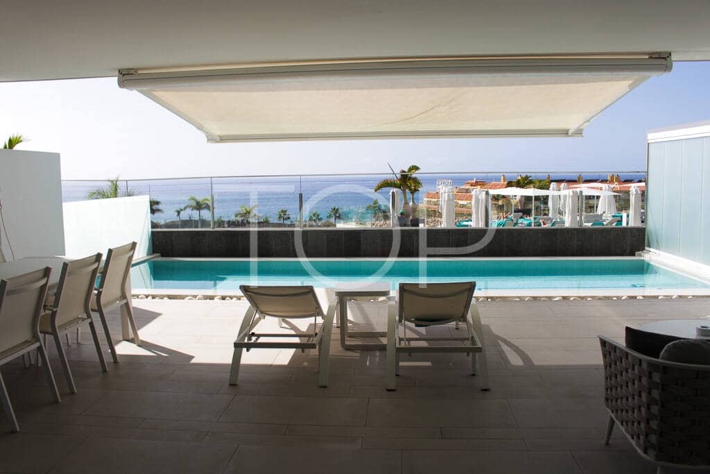2 bedroom Flat for sale in La Caleta Adeje with pool - € 1,095,000 (Ref: 9758262)