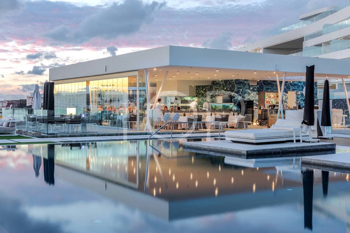 2 bedroom Flat for sale in La Caleta Adeje with pool - € 1,095,000 (Ref: 9758262)