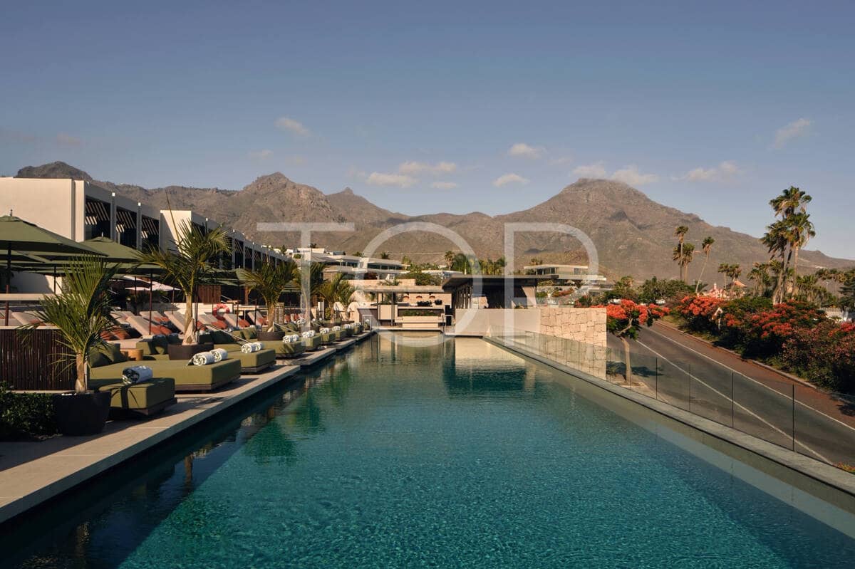 2 sypialnia Dom szeregowy na sprzedaż w Costa Adeje z basenem - 1 125 000 € (Ref: 9761586)