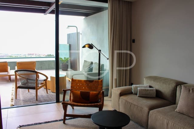 2 sypialnia Dom szeregowy na sprzedaż w Playa del Duque, Adeje z basenem - 1 125 000 € (Ref: 9761586)