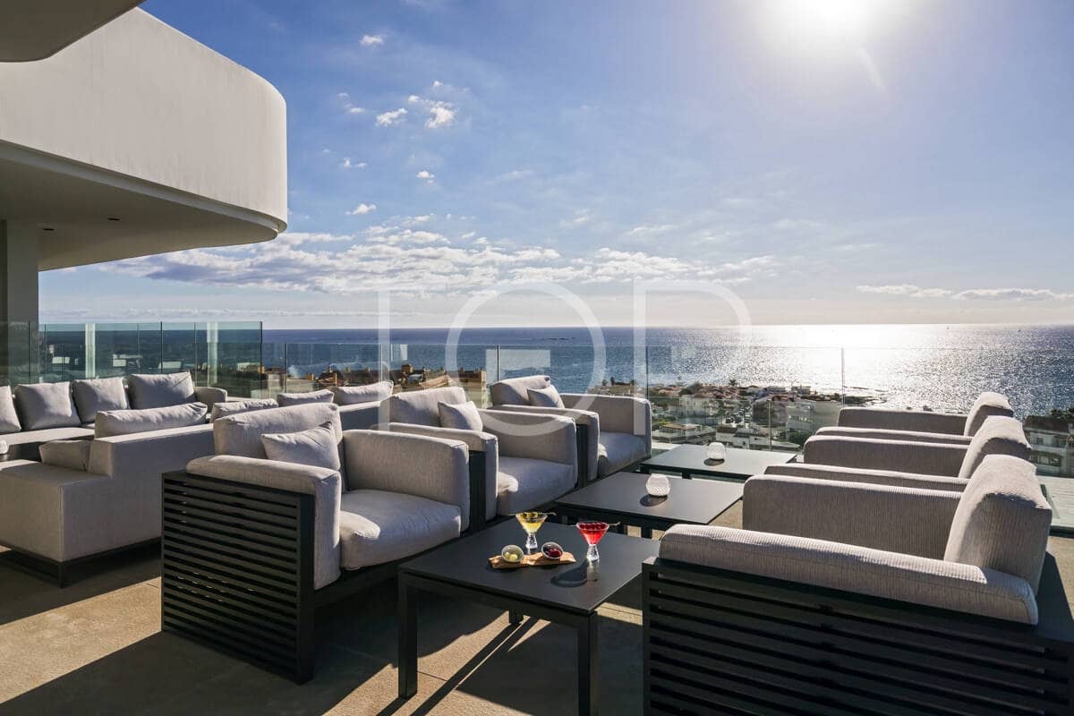 1 sypialnia Mieszkanie na sprzedaż w La Caleta Adeje z basenem - 345 000 € (Ref: 9761587)