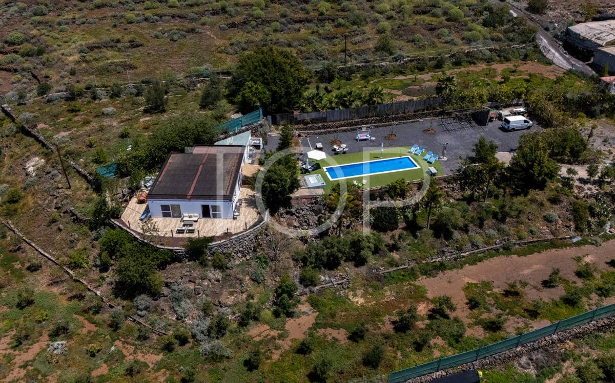 3 bedroom Finca/Country House for sale in Alcala with pool garage - € 790,000 (Ref: 9761588)