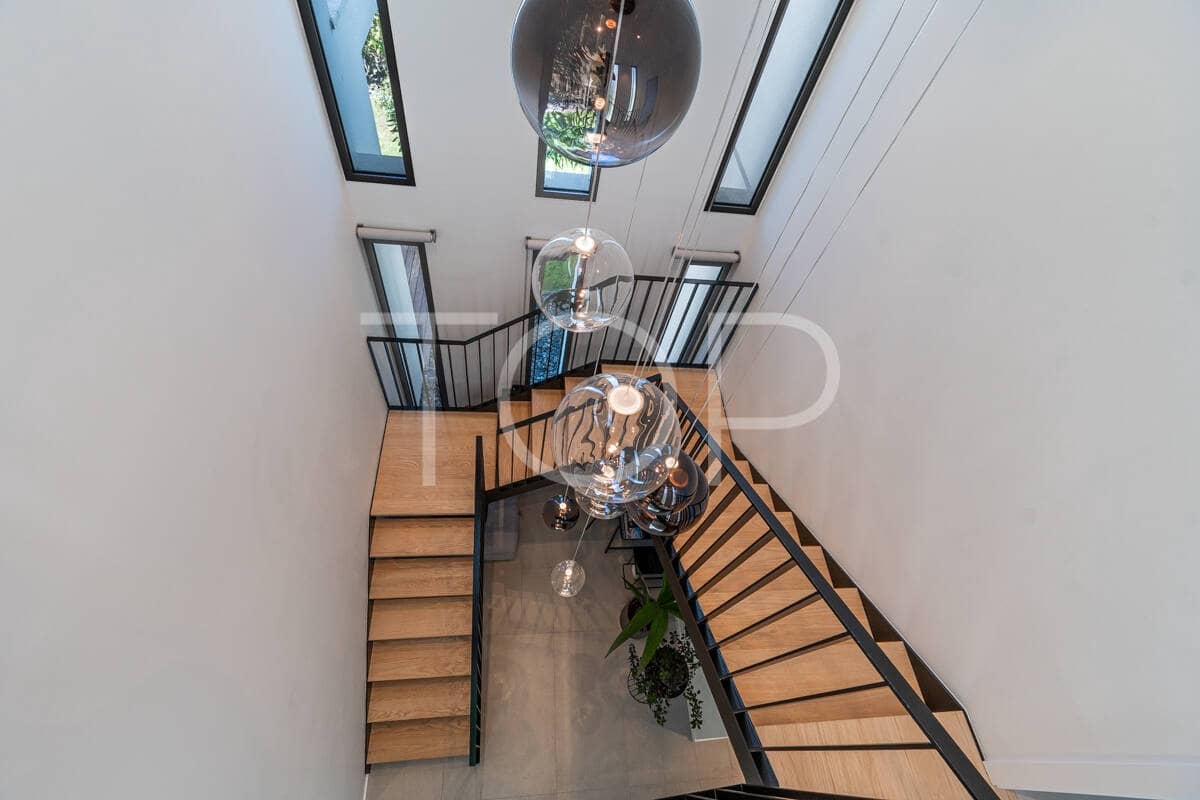 3 soverom Villa til salgs i Guia de Isora med svømmebasseng garasje - € 1 895 000 (Ref: 9789984)