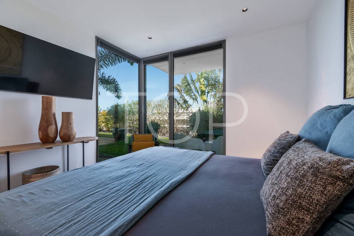 3 soverom Villa til salgs i Guia de Isora med svømmebasseng garasje - € 1 895 000 (Ref: 9789984)