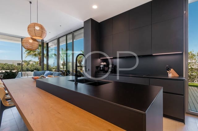 3 soverom Villa til salgs i Guía de Isora med svømmebasseng garasje - € 1 895 000 (Ref: 9789984)