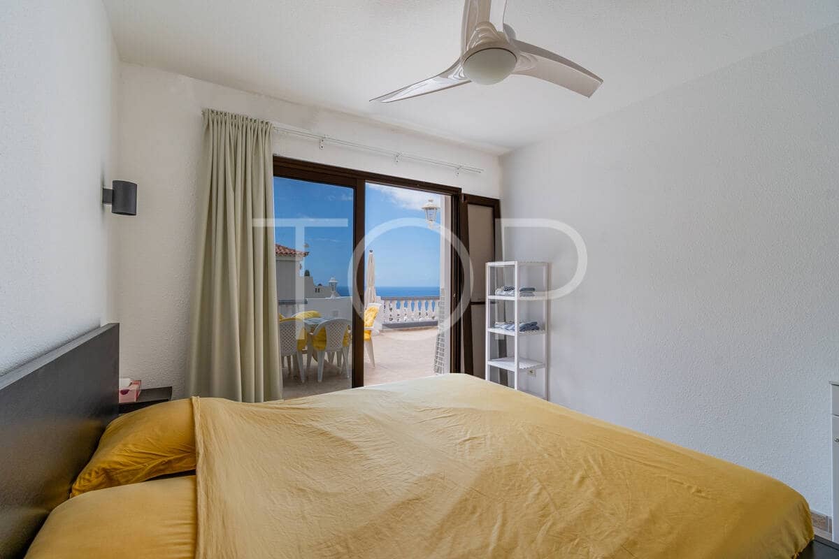 Piso de 2 habitaciones en Los Gigantes en venta con garaje - 475.000 € (Ref: 9796285)