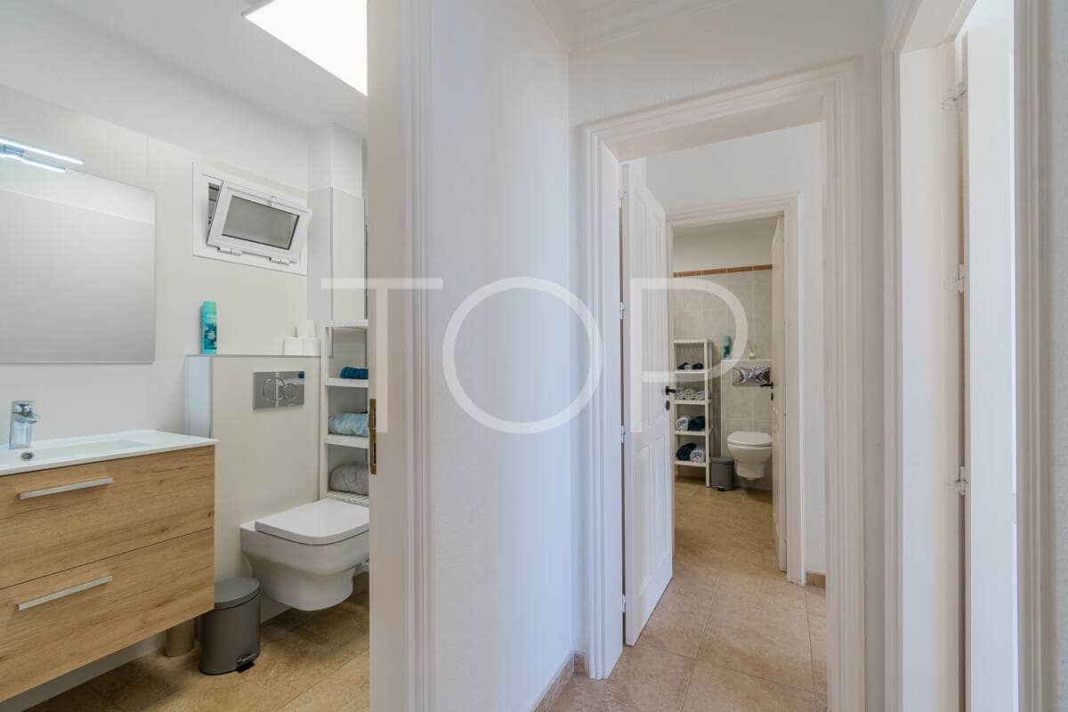 Piso de 2 habitaciones en Los Gigantes en venta con garaje - 475.000 € (Ref: 9796285)