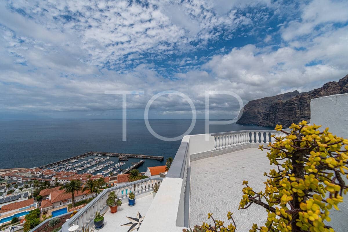 Piso de 2 habitaciones en Los Gigantes en venta con garaje - 475.000 € (Ref: 9796285)