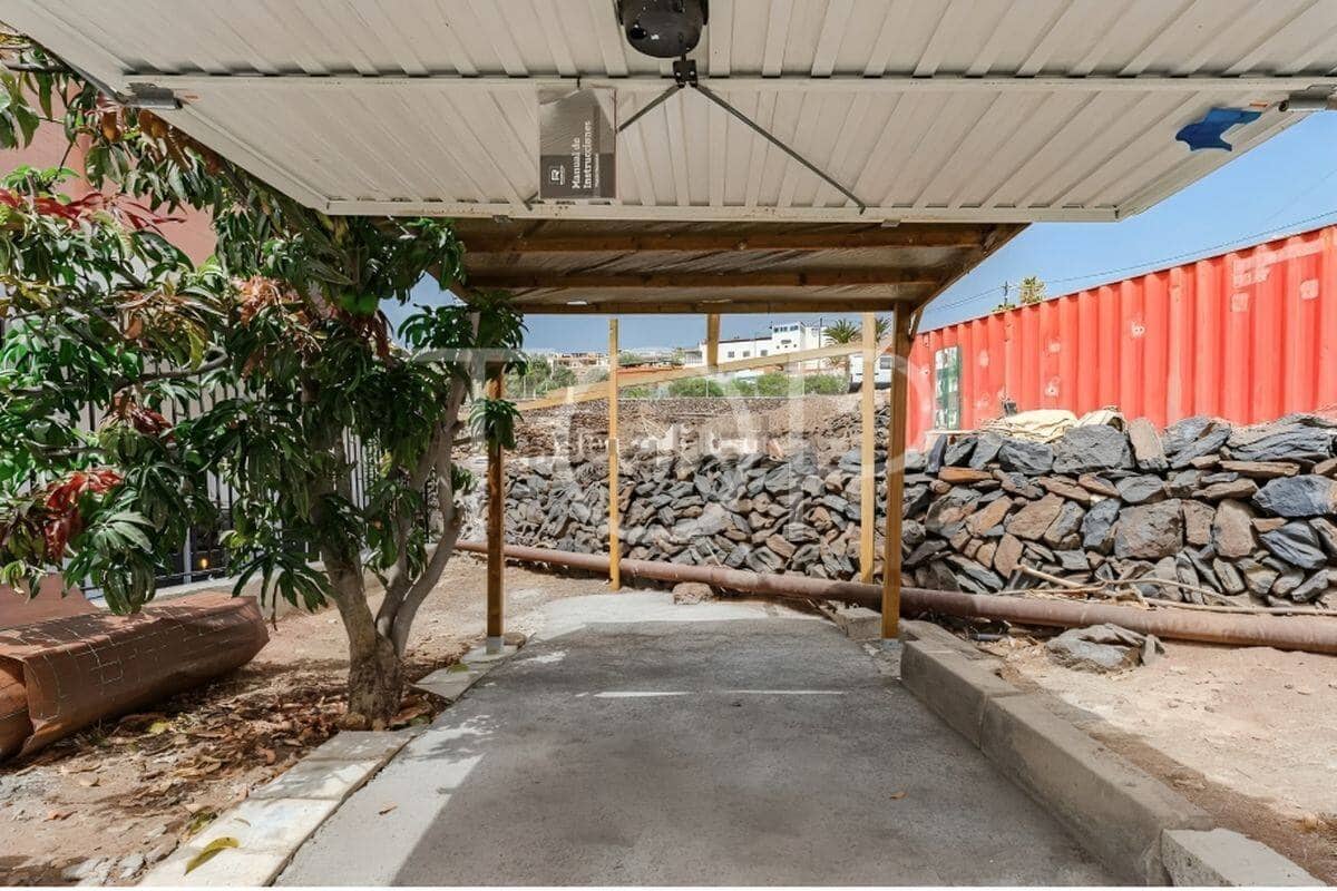 2 bedroom Terraced Villa for sale in Adeje with garage - € 355,000 (Ref: 9819733)