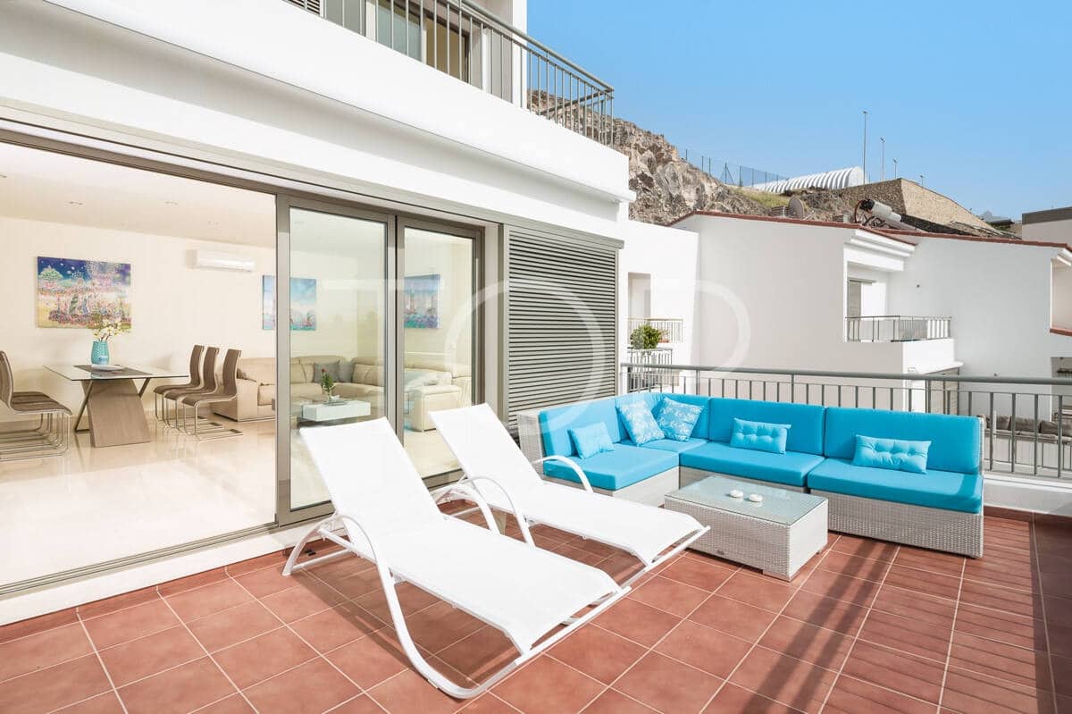 2 bedroom Penthouse for sale in La Caleta Adeje with pool garage - € 1,200,000 (Ref: 9821831)