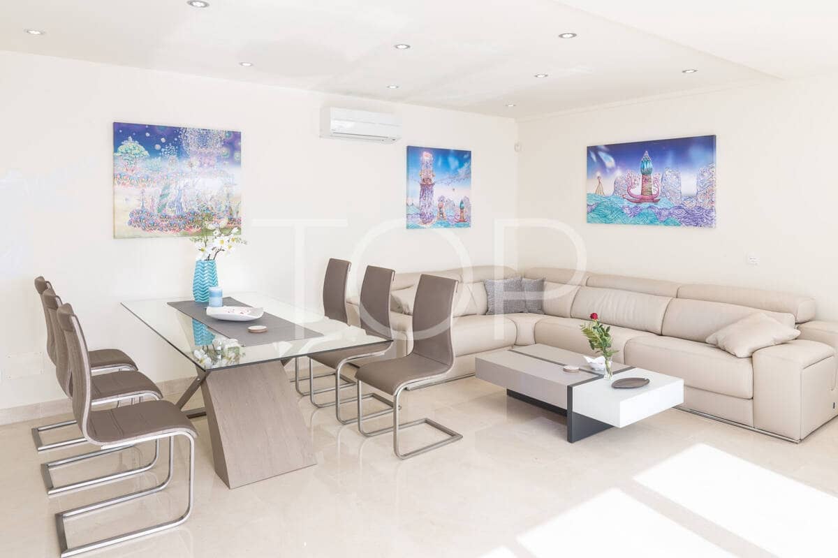 2 bedroom Penthouse for sale in La Caleta Adeje with pool garage - € 1,200,000 (Ref: 9821831)