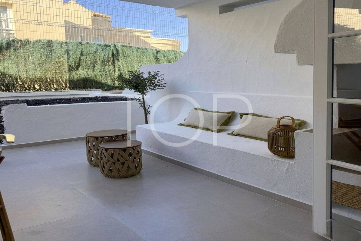 1 bedroom Flat for sale in Playa Fanabe - € 325,000 (Ref: 9828136)