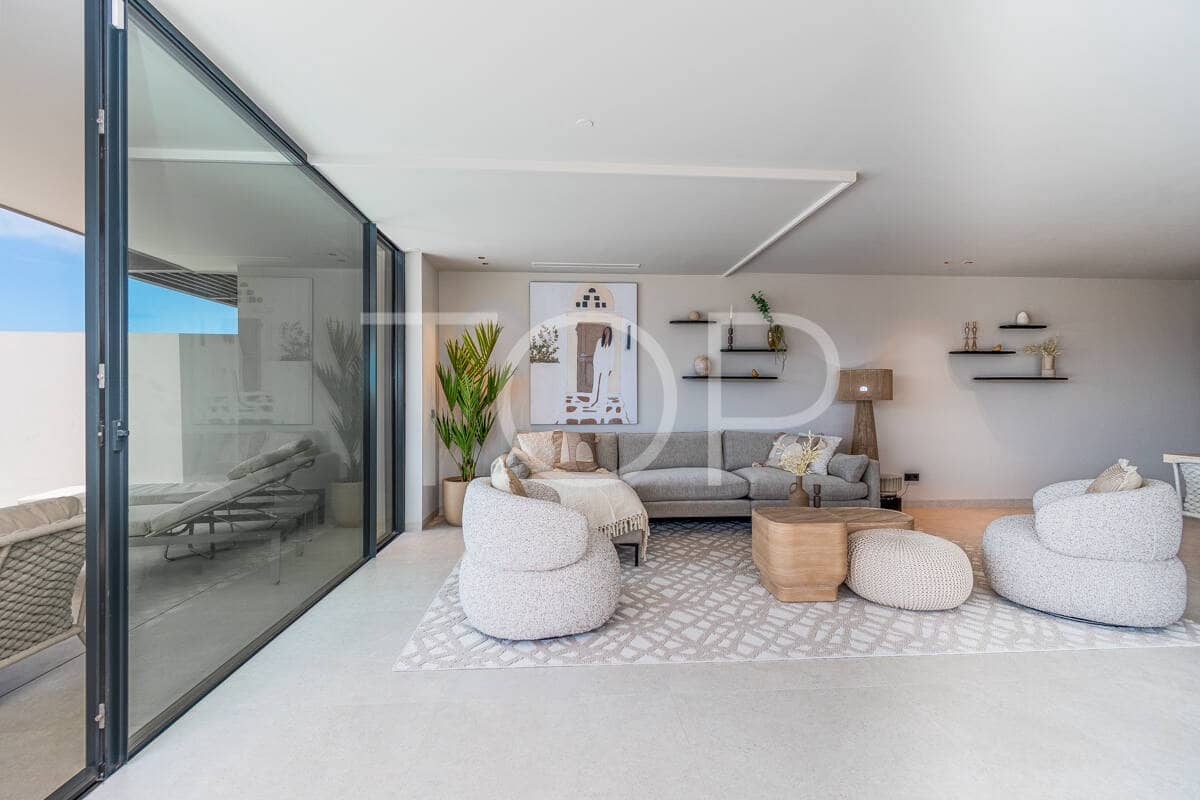 2 chambre Appartement à vendre à Adeje avec piscine garage - 1 295 000 € (Ref: 9841945)