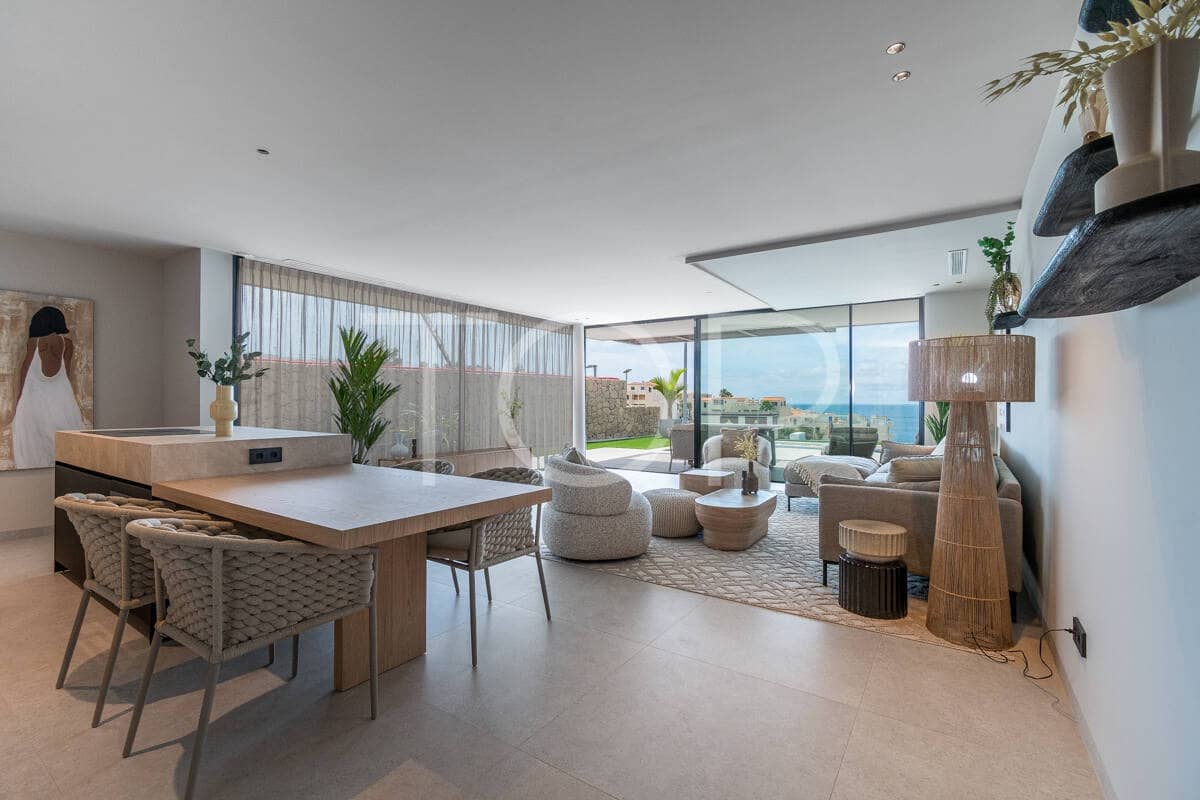 2 chambre Appartement à vendre à Adeje avec piscine garage - 1 295 000 € (Ref: 9841945)