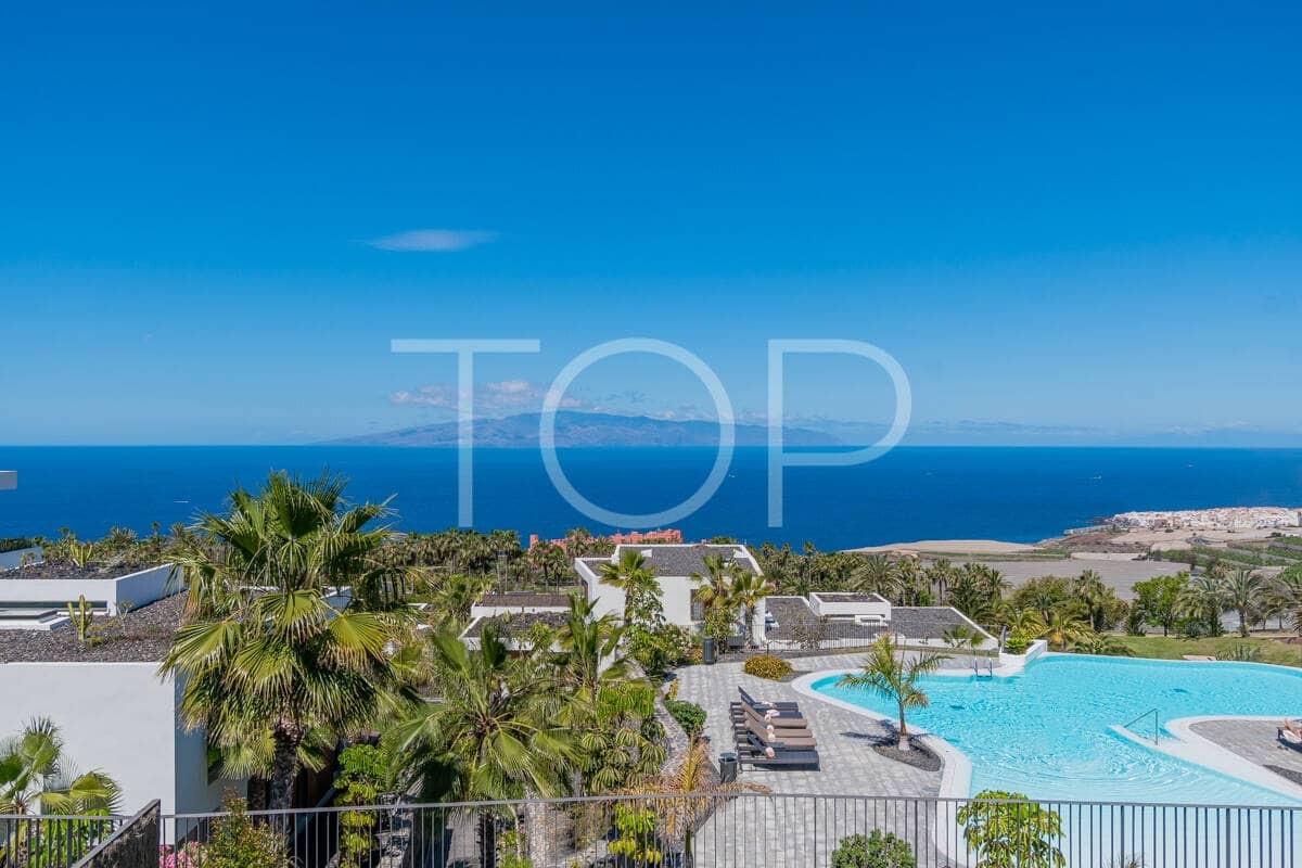 3 bedroom Flat for sale in Guia de Isora with pool garage - € 1,475,000 (Ref: 9841946)