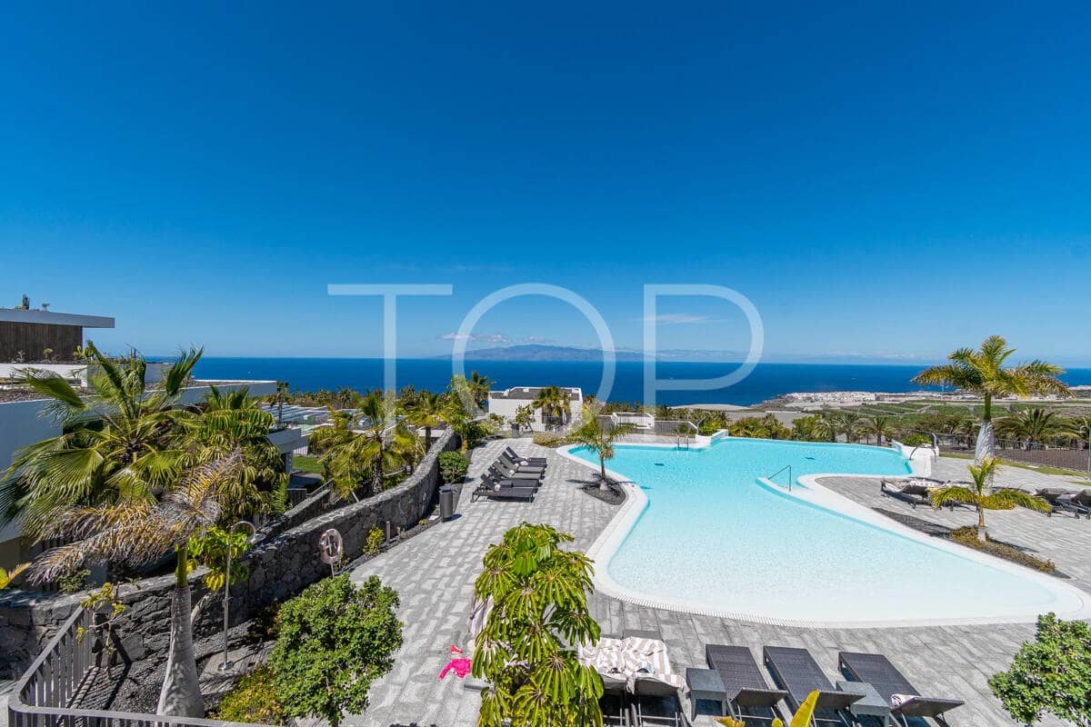 3 bedroom Flat for sale in Guia de Isora with pool garage - € 1,475,000 (Ref: 9841946)