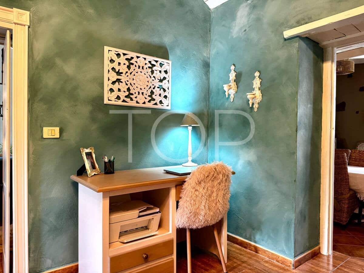 2 bedroom Finca/Country House for sale in San Miguel de Abona with garage - € 479,000 (Ref: 9844689)