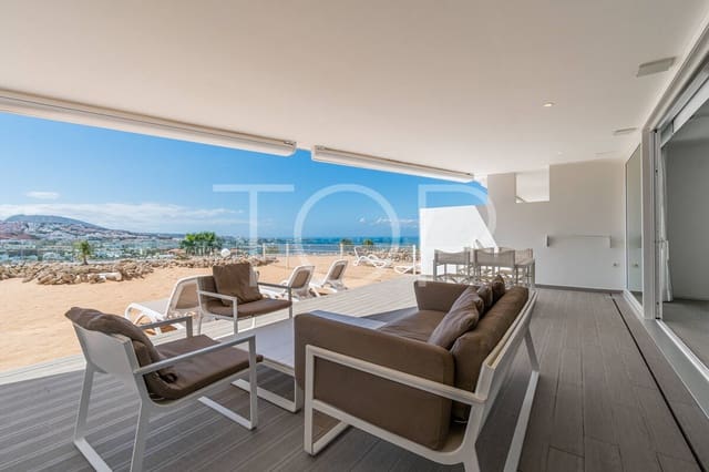 2 chambre Appartement à vendre à Playa del Duque, Adeje avec piscine garage - 990 000 € (Ref: 9850769)