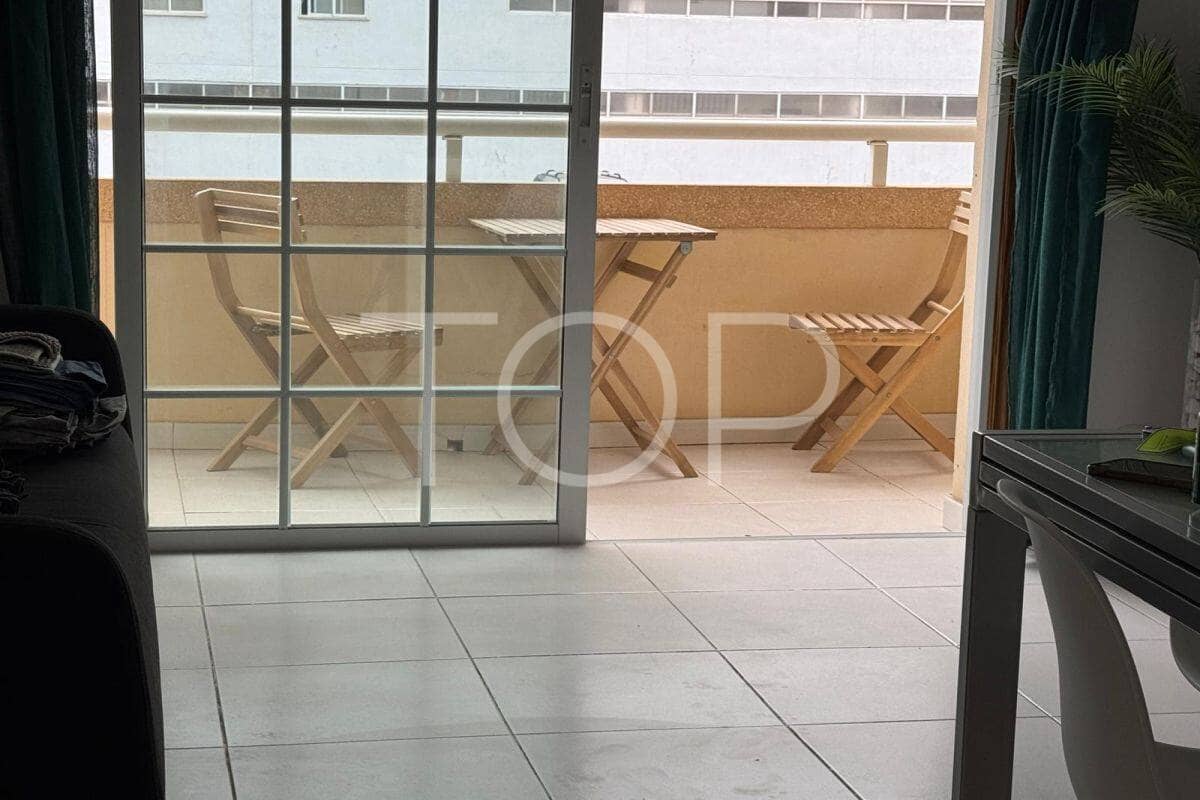 2 bedroom Flat for sale in El Medano with garage - € 350,000 (Ref: 9854710)