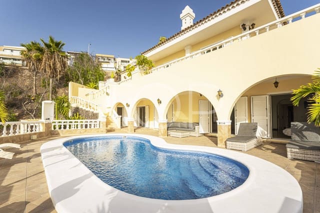 7 soverom Villa til salgs i San Eugenio Alto, Adeje med svømmebasseng garasje - € 1 878 000 (Ref: 9872823)