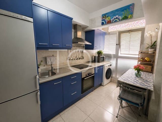 2 Zimmer Penthouse zu verkaufen in Casco Urbano, Adeje mit Garage - 259.000 € (Ref: 9875536)