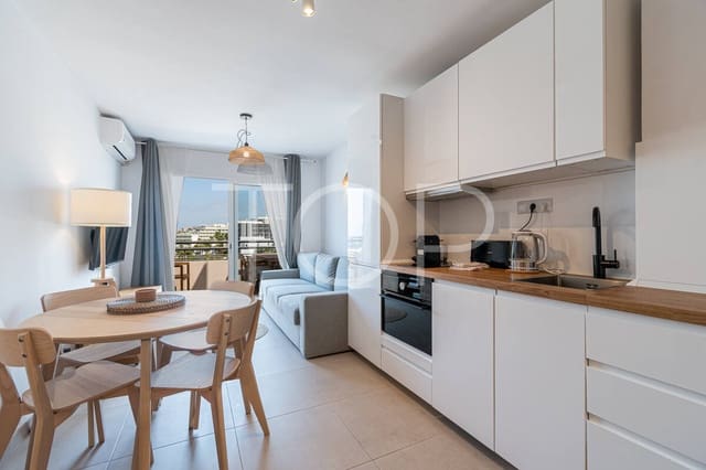 1 soveværelse Loft til salg i San Eugenio Bajo, Adeje med swimmingpool - € 290.000 (Ref: 9891498)
