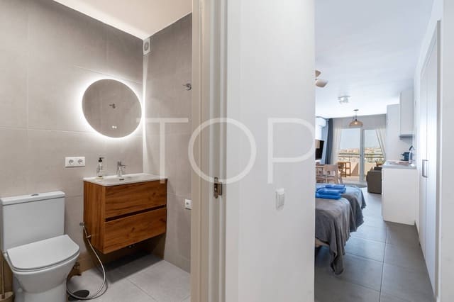 1 soveværelse Loft til salg i San Eugenio Bajo, Adeje med swimmingpool - € 290.000 (Ref: 9891498)