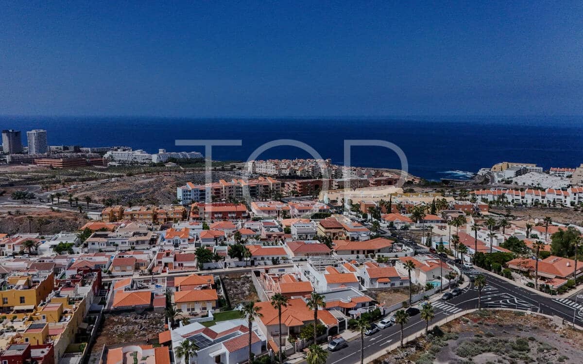 4 camera da letto Villa in vendita in Adeje con piscina garage - 1.299.000 € (Rif: 9895631)