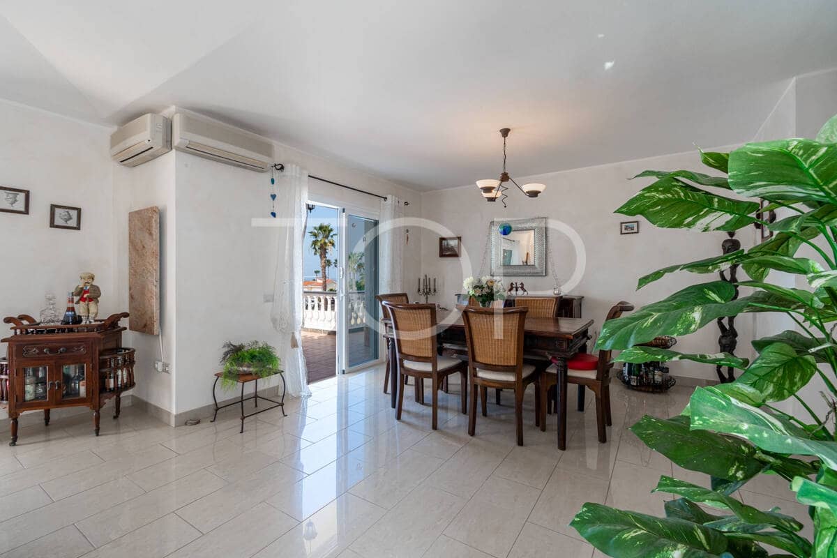 4 camera da letto Villa in vendita in Adeje con piscina garage - 1.299.000 € (Rif: 9895631)