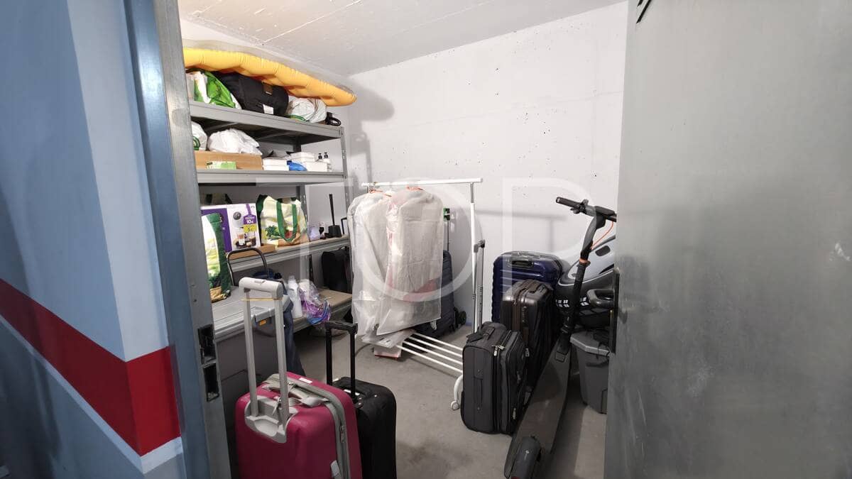 2 sypialnia Mieszkanie na sprzedaż w El Madronal z basenem garażem - 750 000 € (Ref: 9906634)
