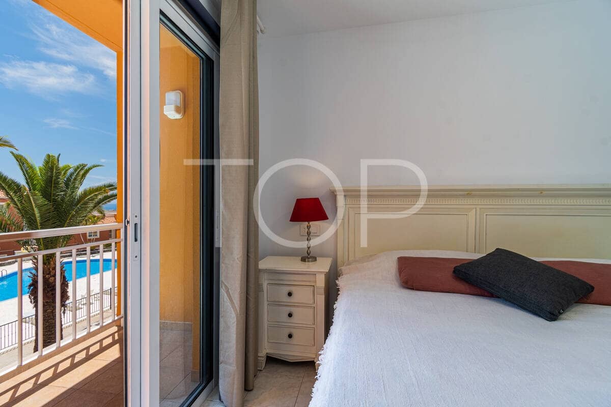 2 slaapkamer Flat te koop in Callao Salvaje met zwembad garage - € 295.000 (Ref: 9923110)