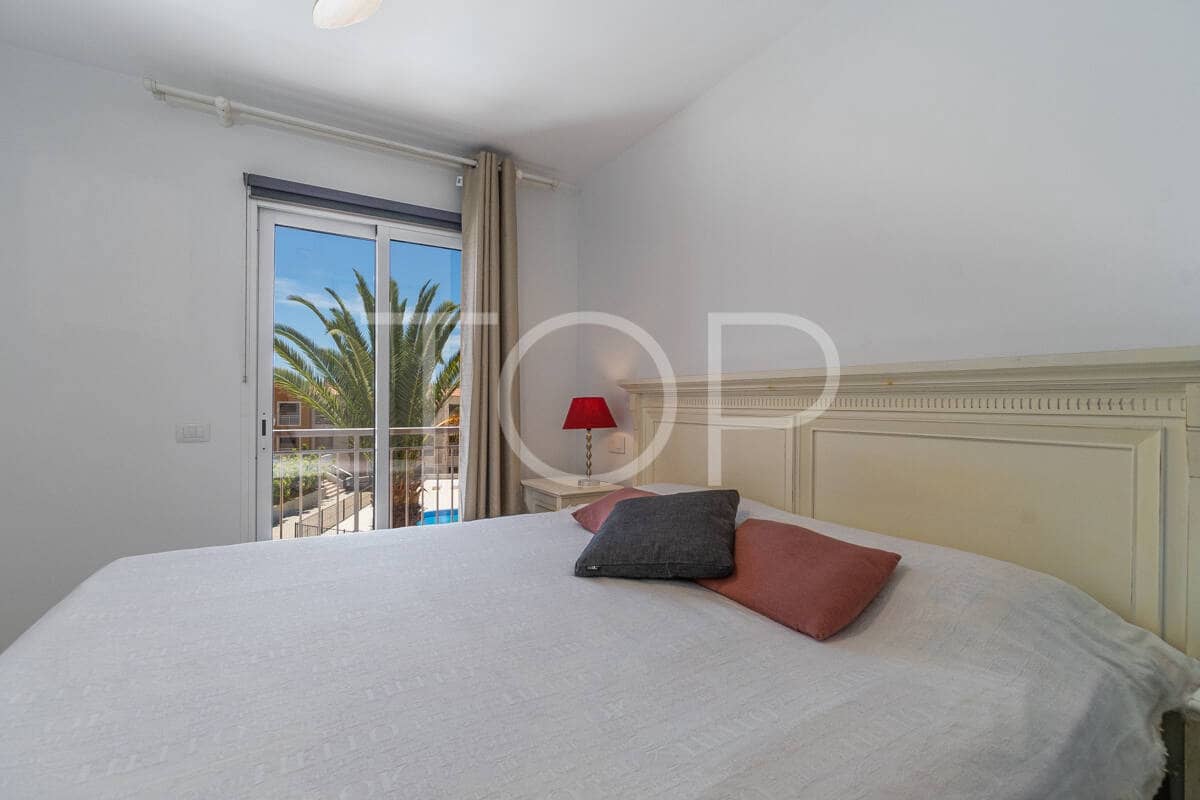 2 slaapkamer Flat te koop in Callao Salvaje met zwembad garage - € 295.000 (Ref: 9923110)