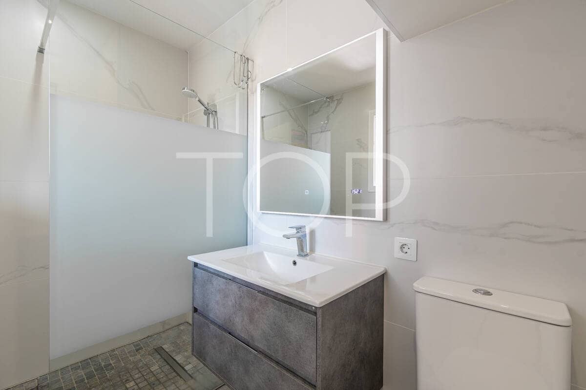 2 slaapkamer Flat te koop in Callao Salvaje met zwembad garage - € 295.000 (Ref: 9923110)