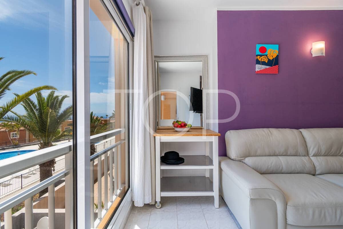2 slaapkamer Flat te koop in Callao Salvaje met zwembad garage - € 295.000 (Ref: 9923110)