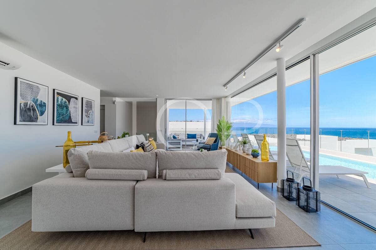 3 Zimmer Villa zu verkaufen in Callao Salvaje mit Pool Garage - 1.595.000 € (Ref: 9923111)