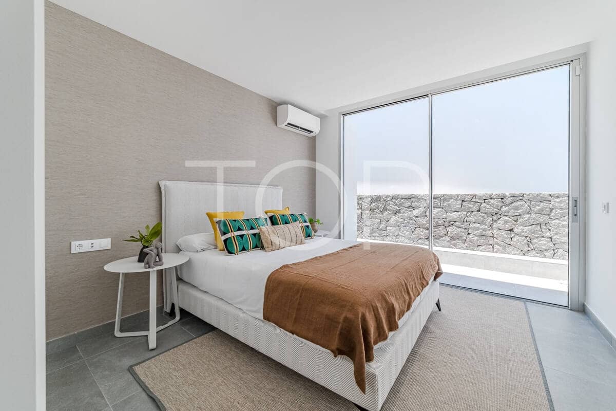 3 Zimmer Villa zu verkaufen in Callao Salvaje mit Pool Garage - 1.595.000 € (Ref: 9923111)