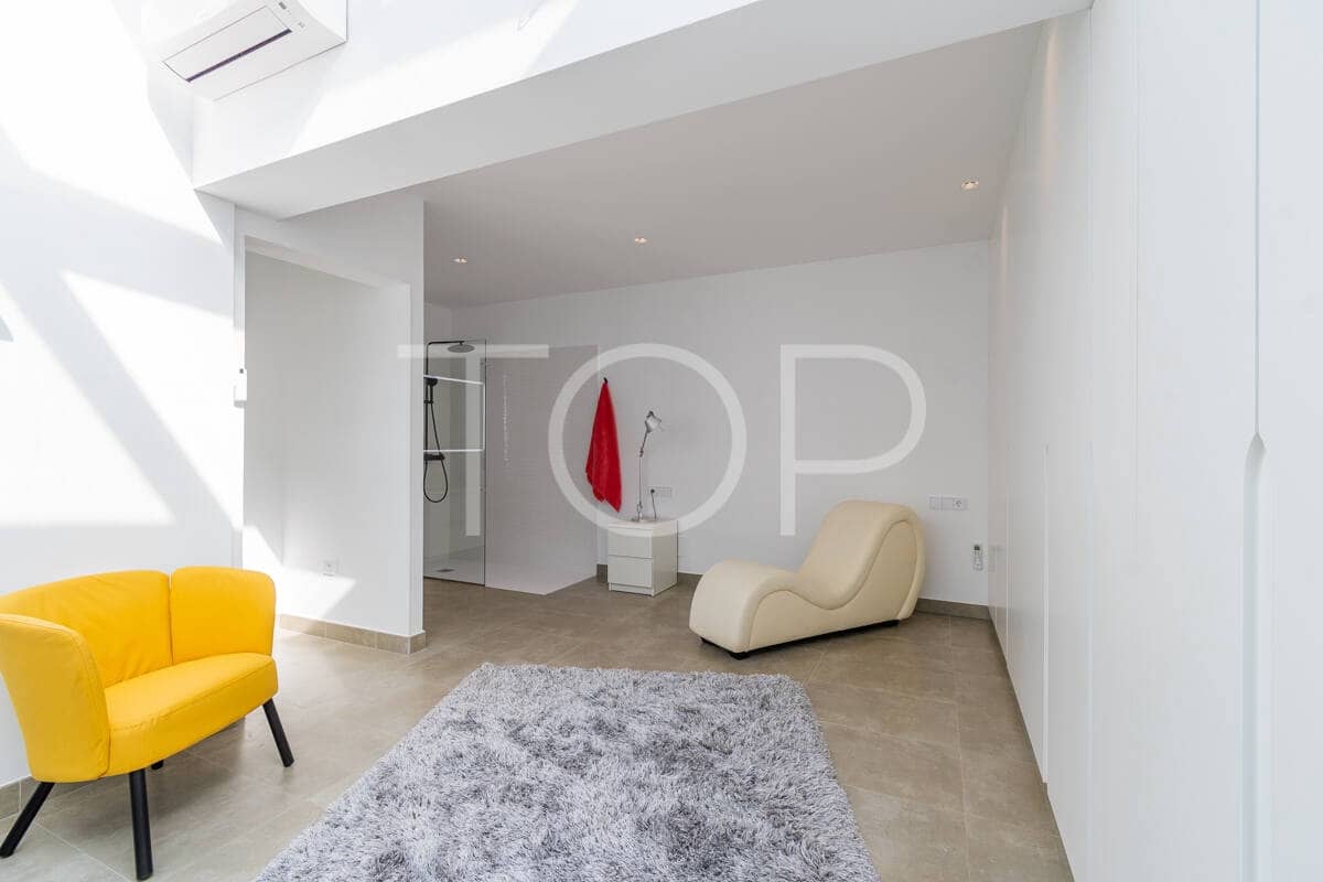 2 sovrum Takvåning till salu i La Caleta Adeje med pool garage - 1 590 000 € (Ref: 9935393)
