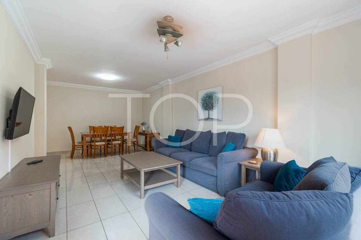 3 bedroom Flat for sale in Playa del Duque with pool garage - € 895,000 (Ref: 9937400)