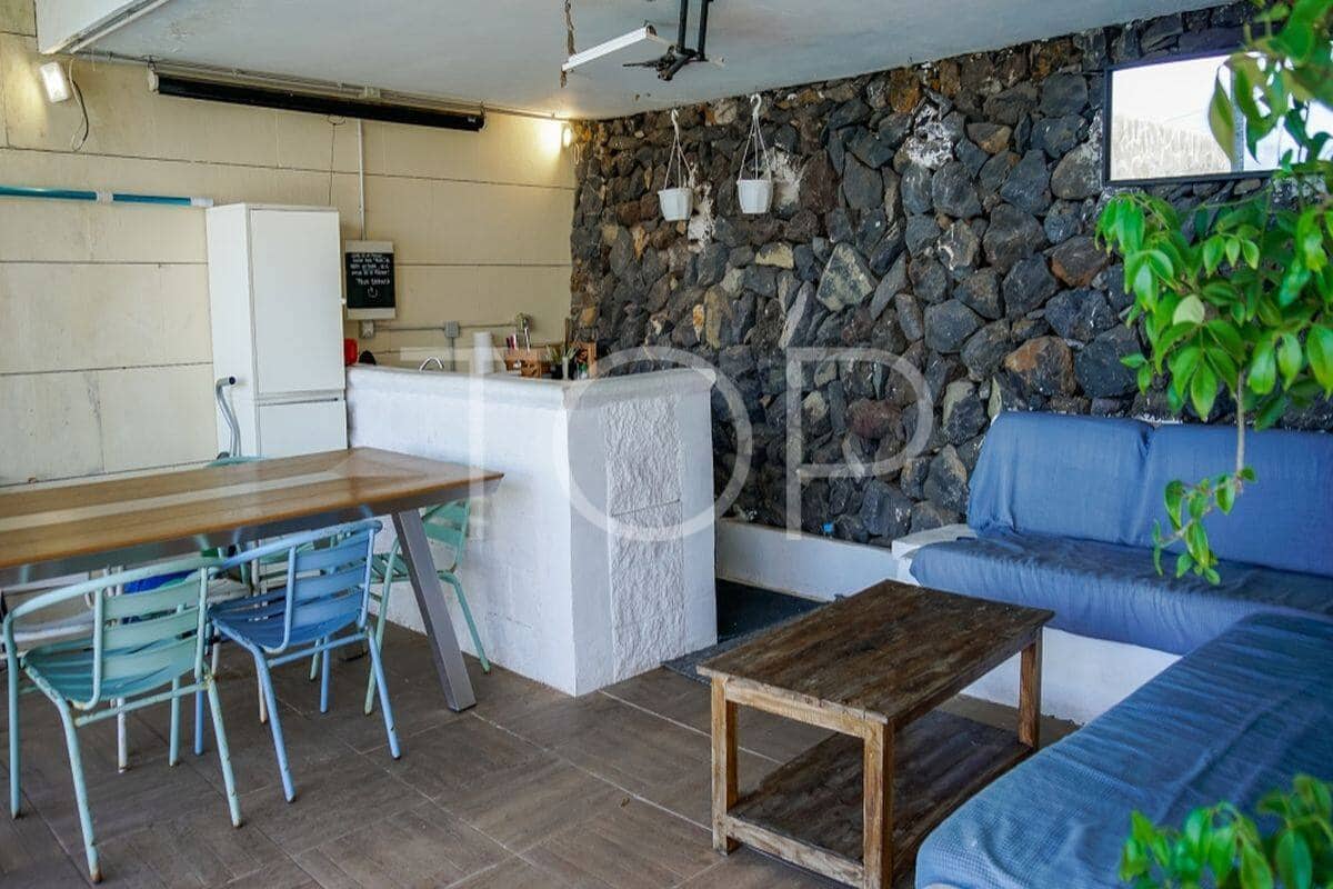 4 bedroom Villa for sale in Santa Ursula with pool garage - € 600,000 (Ref: 9953586)