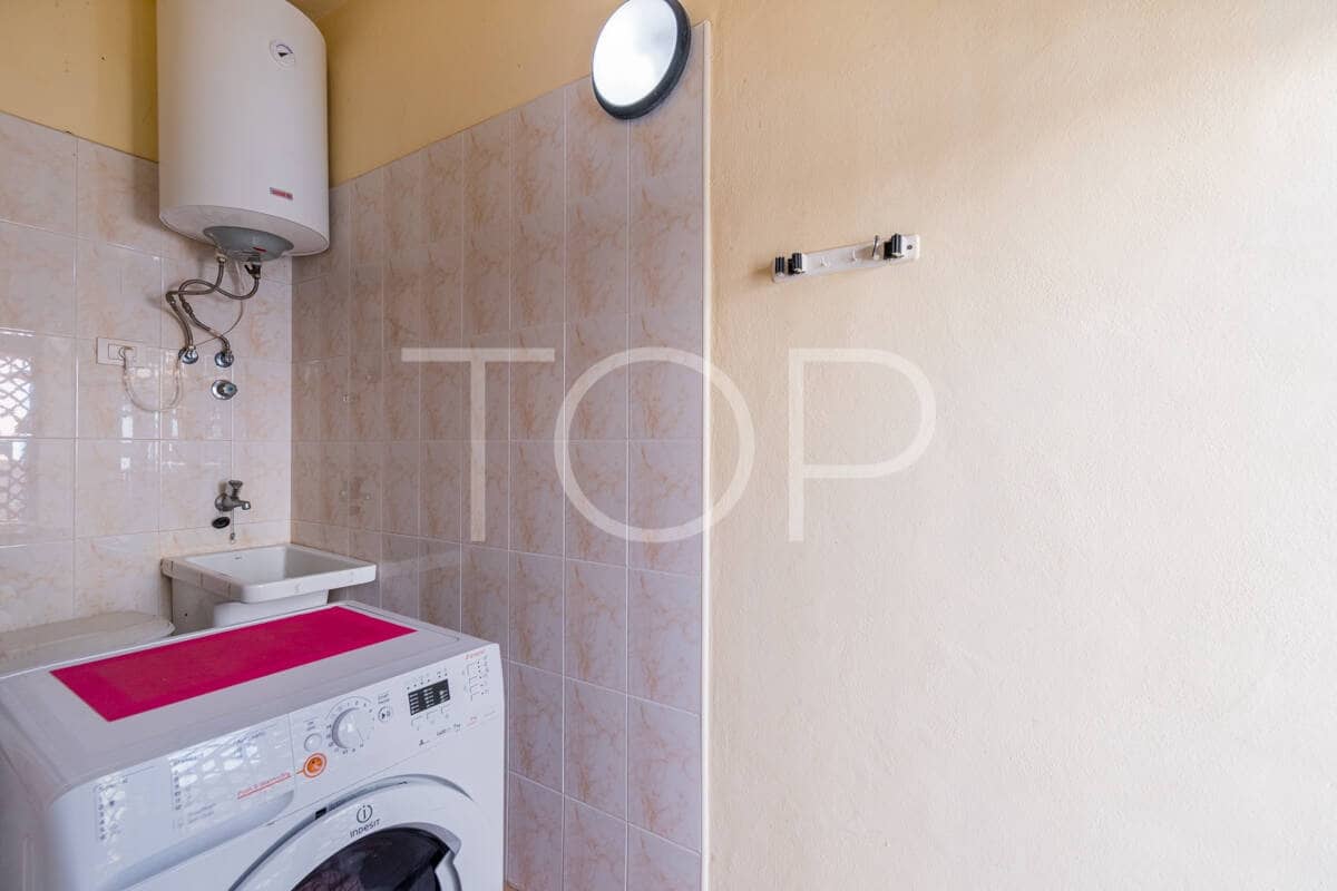 3 slaapkamer Penthouse te koop in Playa del Duque met zwembad garage - € 850.000 (Ref: 9965970)