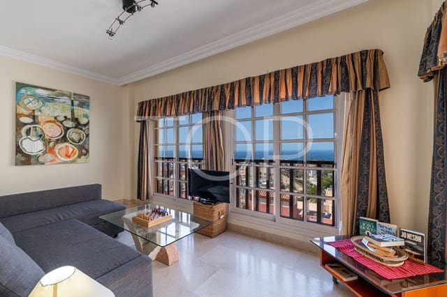 3 slaapkamer Penthouse te koop in Playa del Duque, Adeje met zwembad garage - € 850.000 (Ref: 9965970)