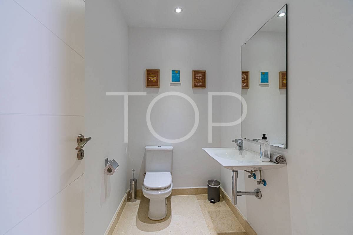 2 bedroom Flat for sale in La Caleta Adeje with pool garage - € 950,000 (Ref: 9965971)